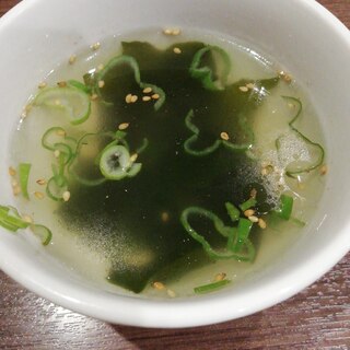 簡単 ! ワカメの中華スープ